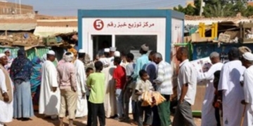 كورونا والصفوف…مأزق الحكومة وصرخات الجوع!!