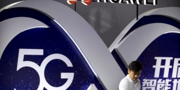 “بعد أن أدرجتها في القائمة السوداء العام الماضي”…مسودة اتفاق أميركية للتعاون مع هواوي