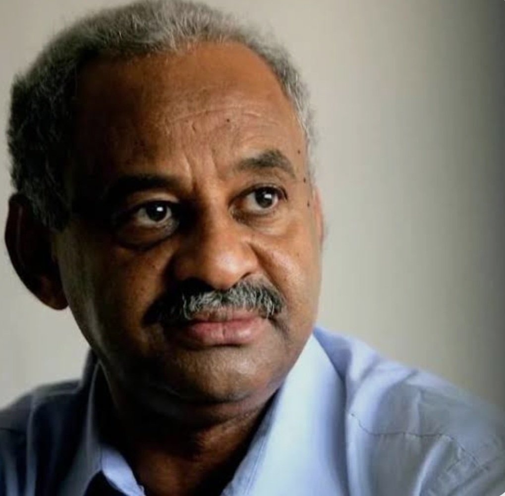 فيصل محمد صالح… تتويجٌ لمسيرةٍ من شموخ الكلمة واستقامة المهنة